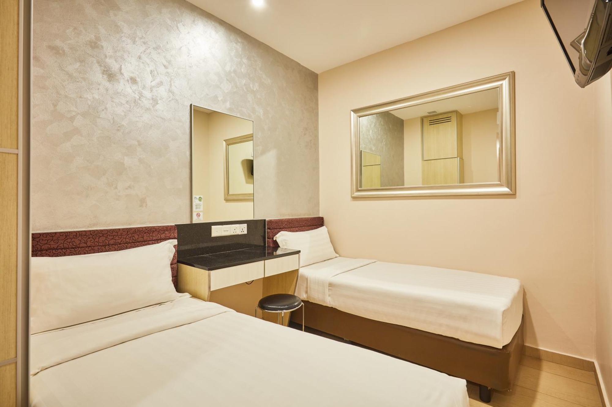 Standard Twin Room No Window